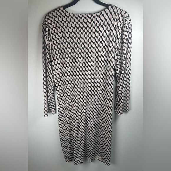 Laundry By Shelli Segal for Le Tote Black and Pink Geometric Dress V-neck XXL - Picture 4 of 7